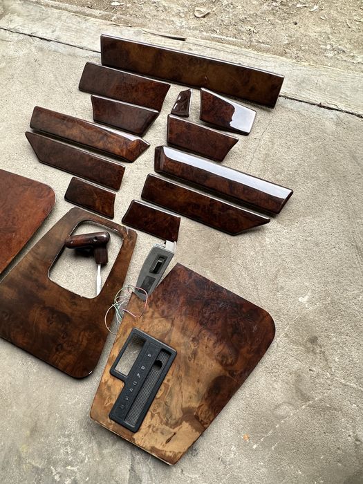 Дерево в салон  на бмв Е34 акпп и мкпп