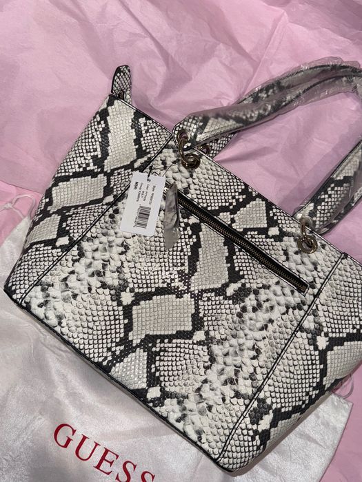 Дамски чанти оригинални guess и още