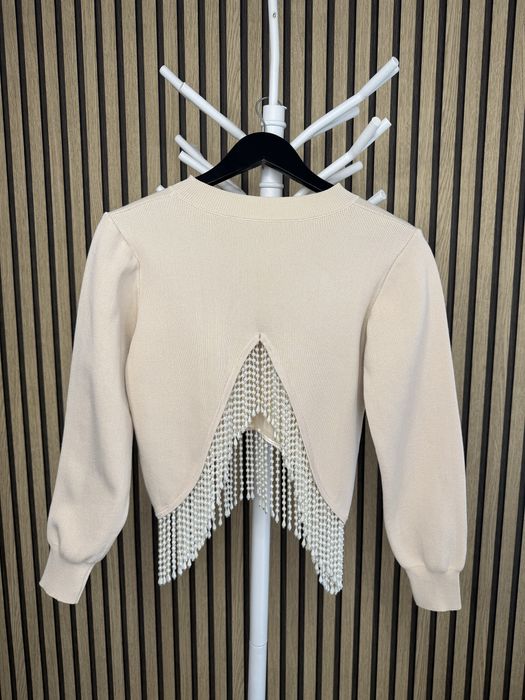 Bluză din bumbac,achizitionată din Valencia lucrată manual cu perle,mărimea S/M ca nouă,preț 120 ron!