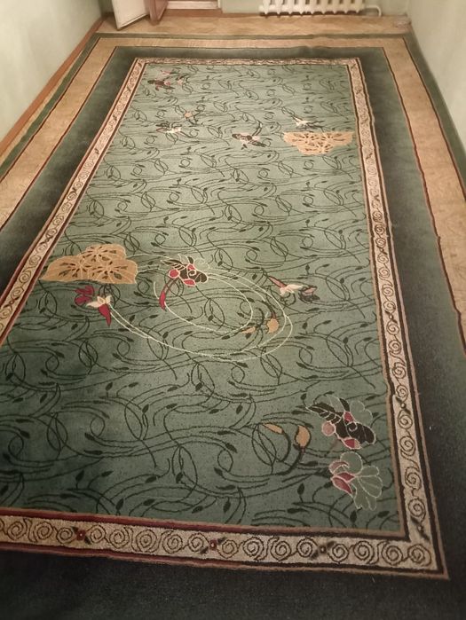 Продам ковры[4шт].