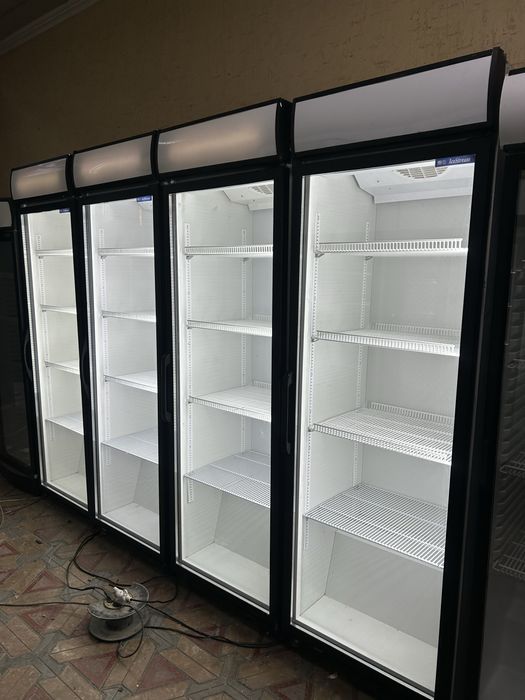 Ветринный холодильник