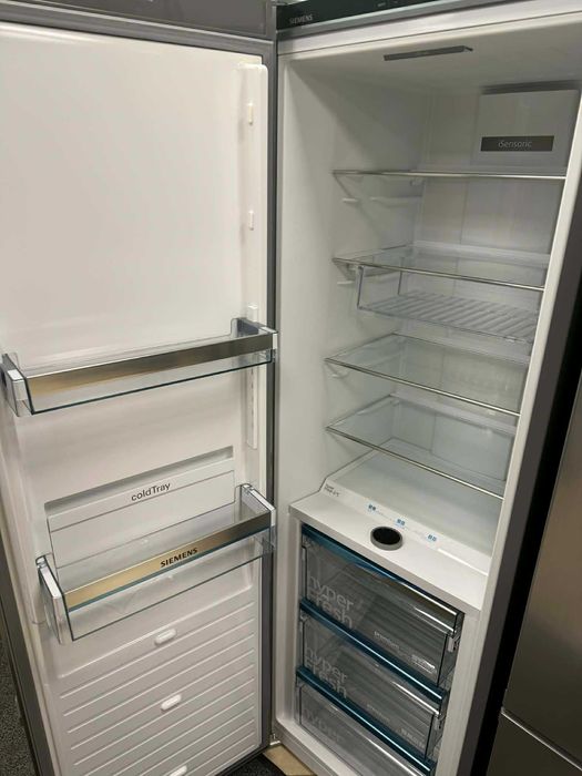 Хладилник Siemens с голям размер с 0°C зона, неръждаема стомана