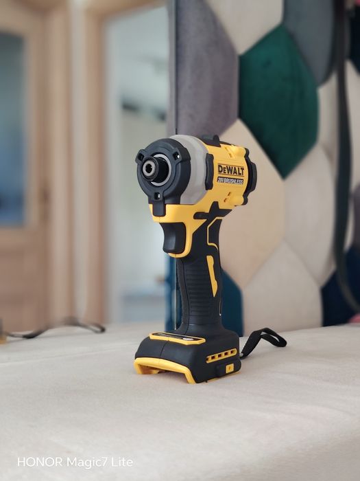 DeWalt 20V Maxx vand