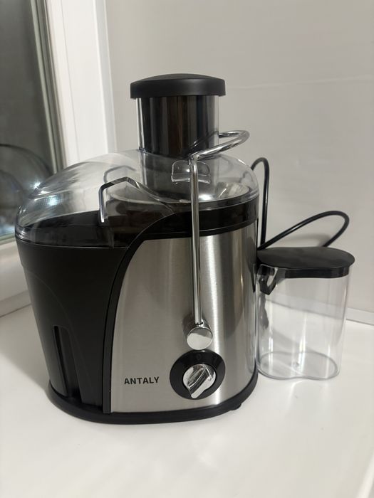 Продам соковыжималку