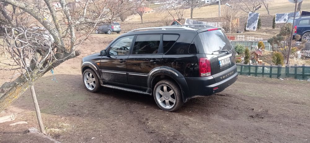 Rexton 2005г.2.7.163.