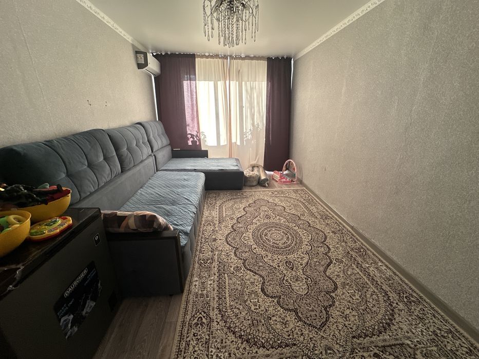 Квартира продается на 8 мкр