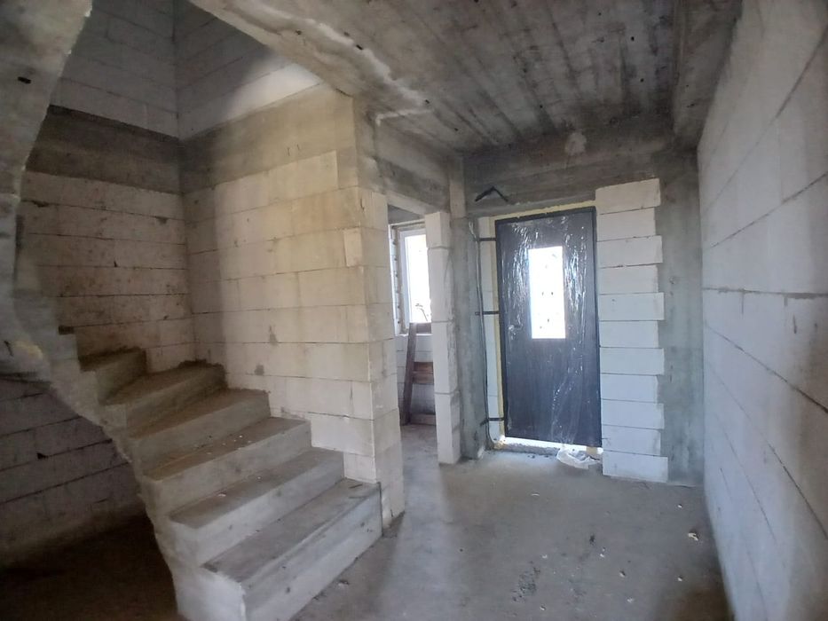 CASA duplex de vanzare