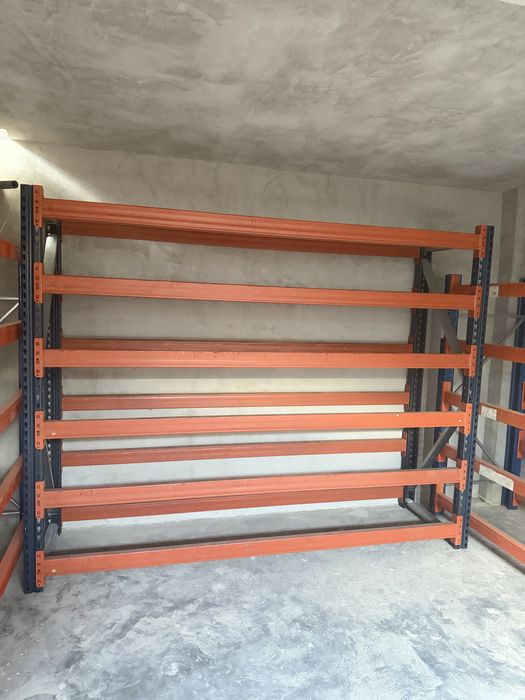 Rafturi metalice