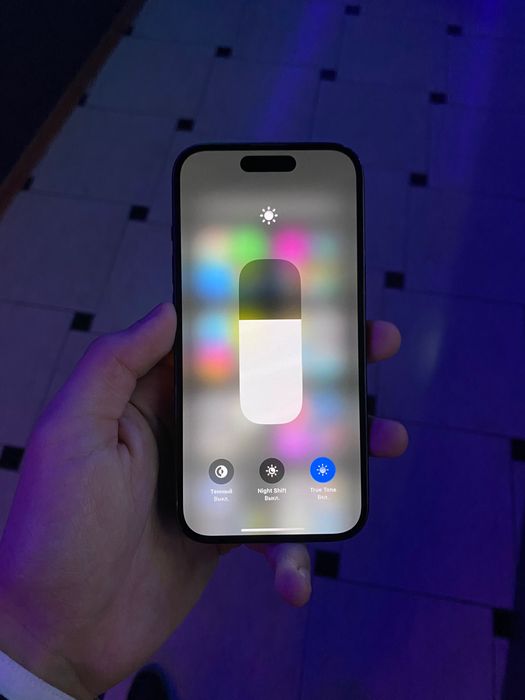 Iphone 15 srochna sotiladi