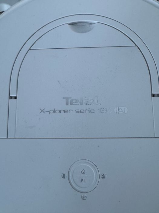 Робот пылесос марки Тефал в хорошем состояний