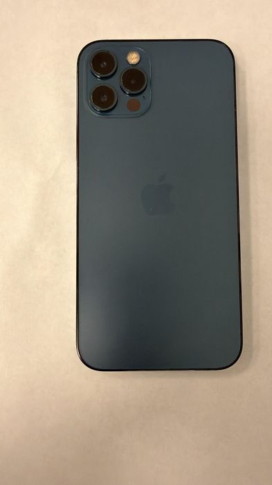 Продается iPhone 12pro