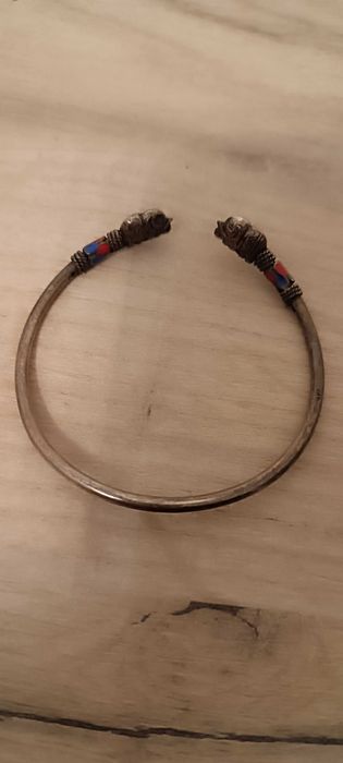 Brățară etnică rigidă vintage