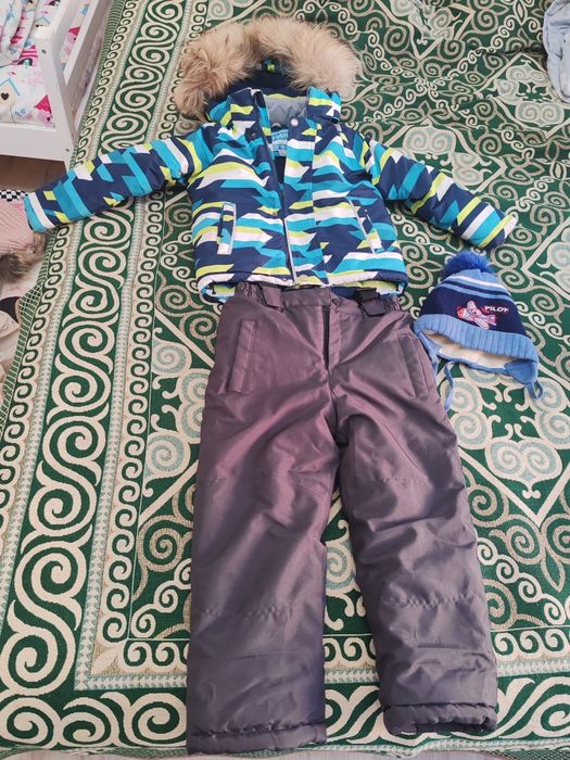 Продам детское зимний куртку