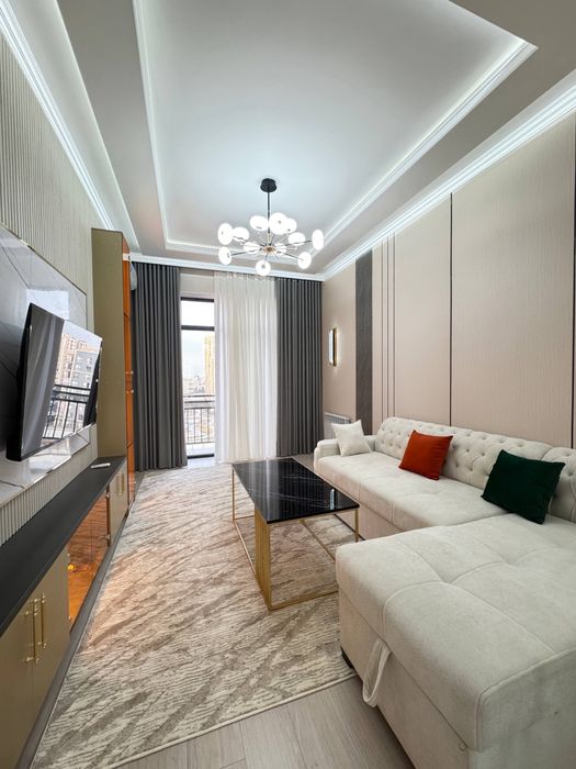 Чилонзор район рядом метро 3 комната ЖК Навастройка лукс кв