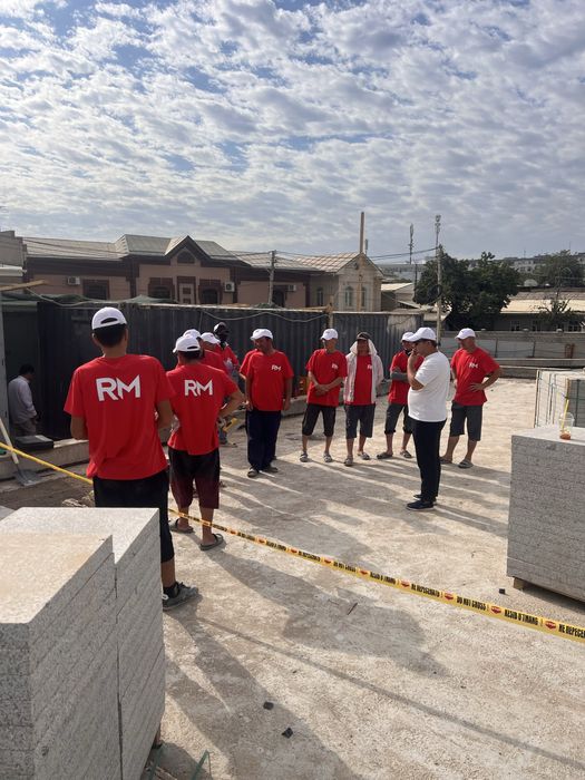 Профессиональная укладка тротуарной плитки-Granit Tosh terish xizmati