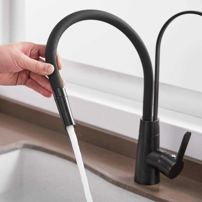 Луксозен модерен кухненски смесител Черен въртящ се на 360 чучур