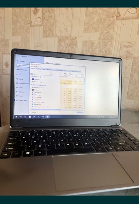 Kompyuter Chuwi noutbuk