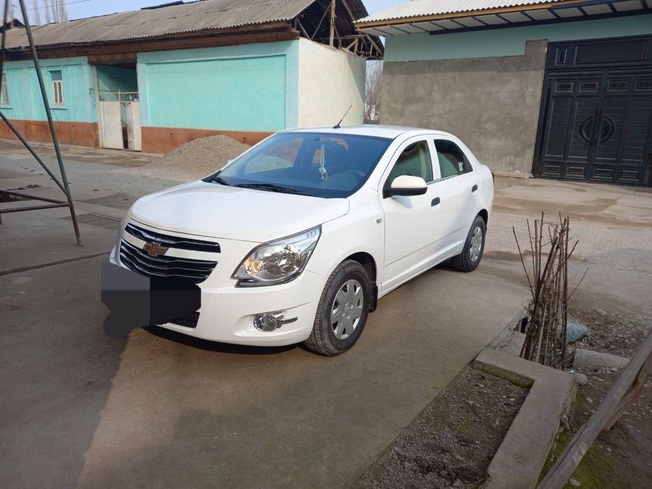 cobalt  avftomabil sotiladi