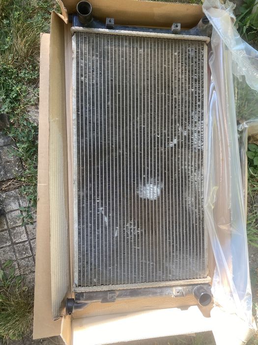 Радиатор климатик Peugeot 407. Радиатор воден за Subaru legacy 97