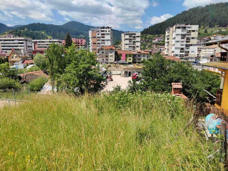 Парцел с одобрен ПУП