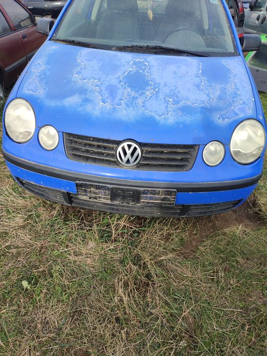 Dezmembrez vw polo 1.2 benzina