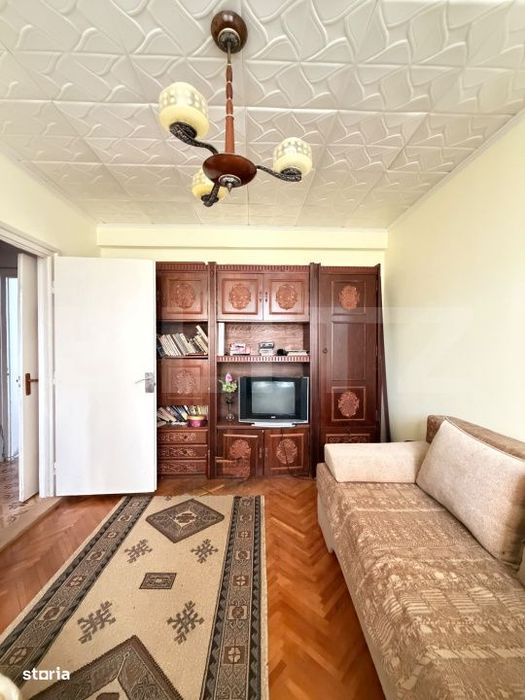 Apartament cu 2 camere, 47 mp, etaj 3, zona Micro II
