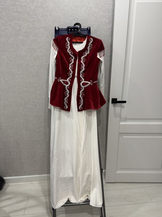 Платье в нациальном стиле