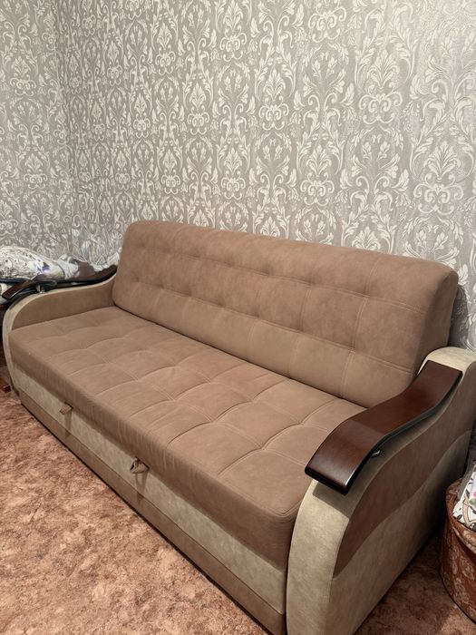 Продается диван хорошего качества