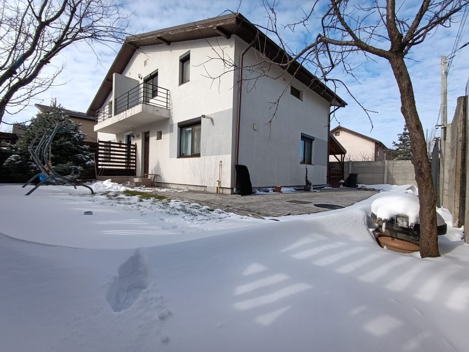 Casa in Chiajna, aproape de metrou