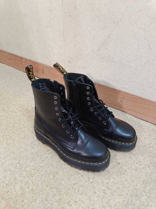 Кубинки Dr. Martens Air Wair 43 номер НОВИ