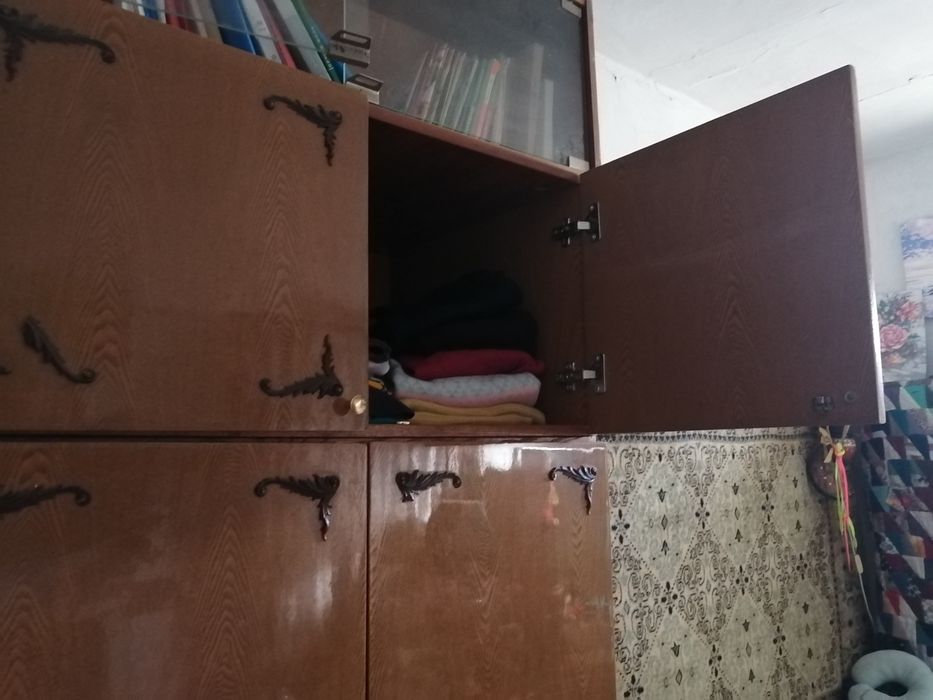 Шифонер для спальни