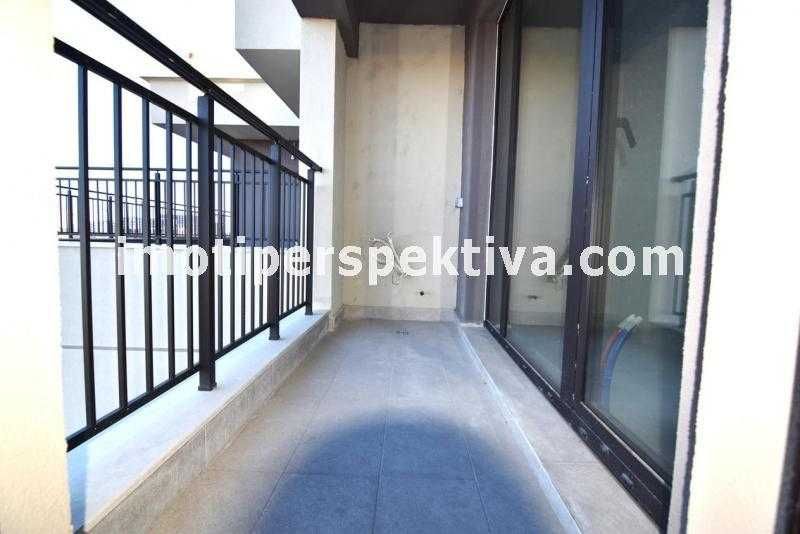 Продава се Тристаен апартамент в Пловдив, Тракия - 97 кв.м за 683 €/кв.м - Снимка #11