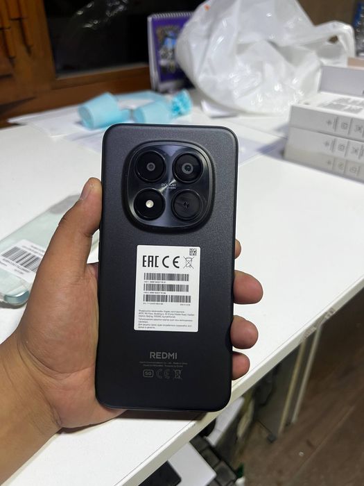 Telefon Redmi 15pro +5g 12/512