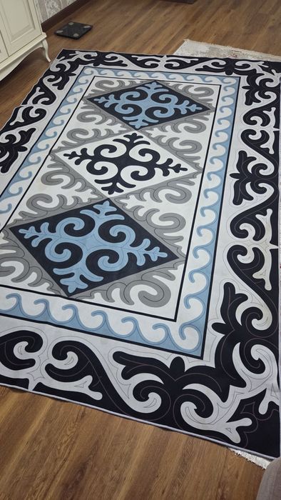 Ковёр с казахским орноментом 200×300