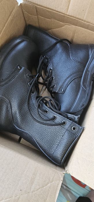 Берцы новые 40р-р