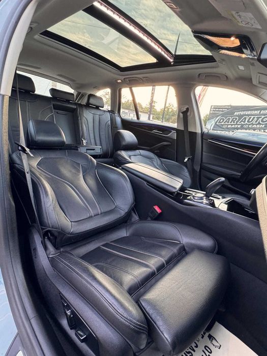 BMW 520d xDrive Touring 190 CP 4x4 Automata 2019 Garantie 12 luni