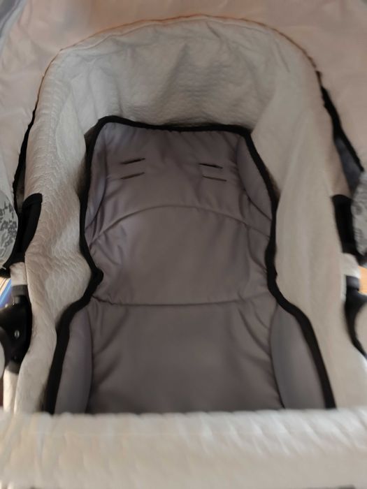 Детска количка 3 в 1 Versacy – Изключително запазена!