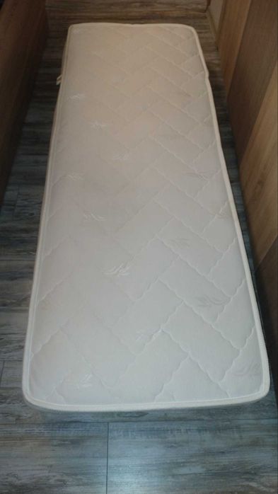 Нов неизползван еднолицев матрак