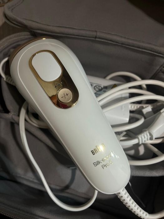 Фотоэпилятор в идеальном состоянии. Приобретала за триста тысяч