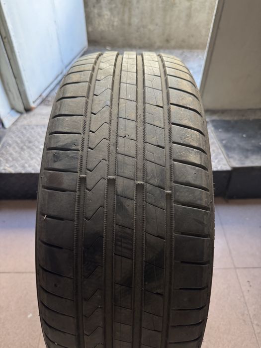 Гуми Hankook 215/55/17 летни - 2бр.