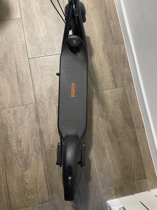 Trotineta electrica Ninebot Segway F2
