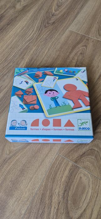 Продавам играчки