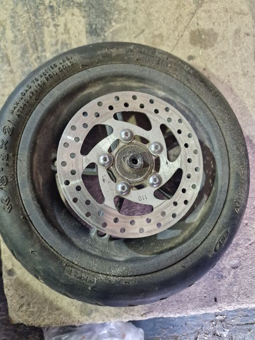 Vand roata trotineta