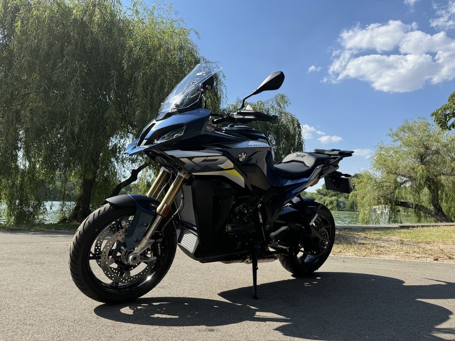 Motocicleta BMW S 1000 XR