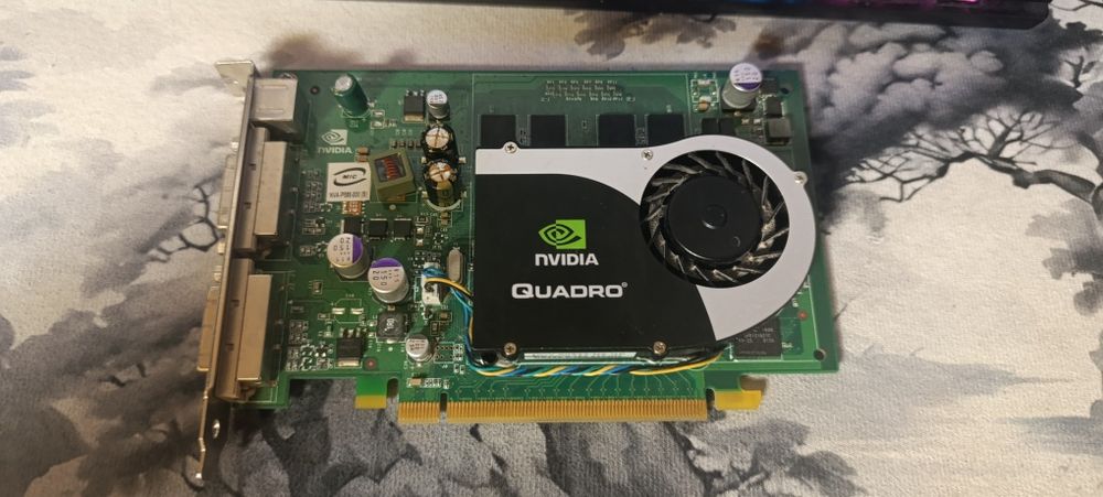 Placa video Nvidia quadro FX 1700