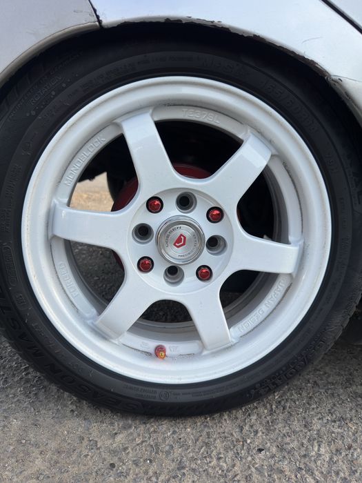 R14 sport diska sotiladi