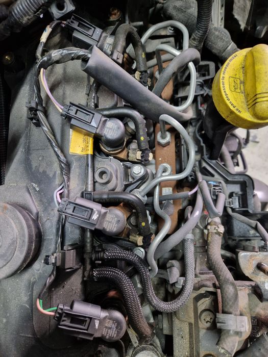 Injectoare Renault Megane 1.5 DCI Cod 166006212R