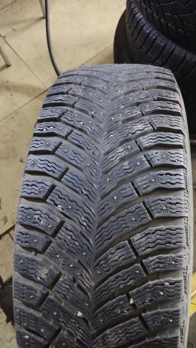 Две шины мишлен зима