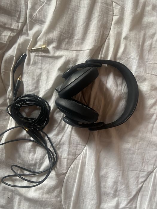 Casti AKG K371 stare perfecta.