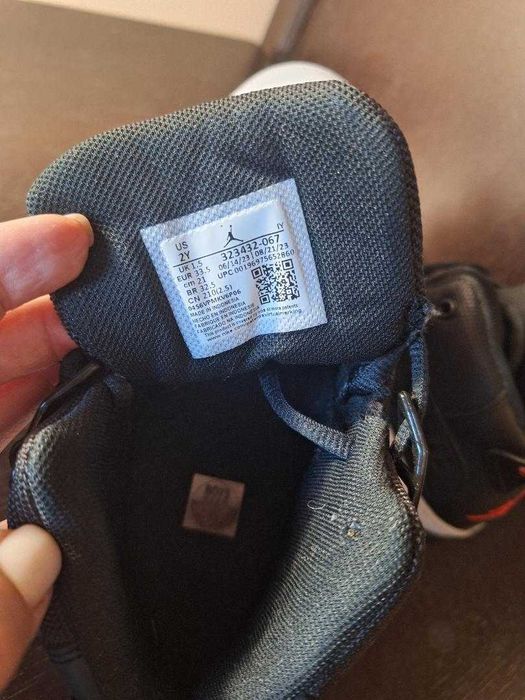 Ghete Jordan marimea 33,5 (mărime europeană)